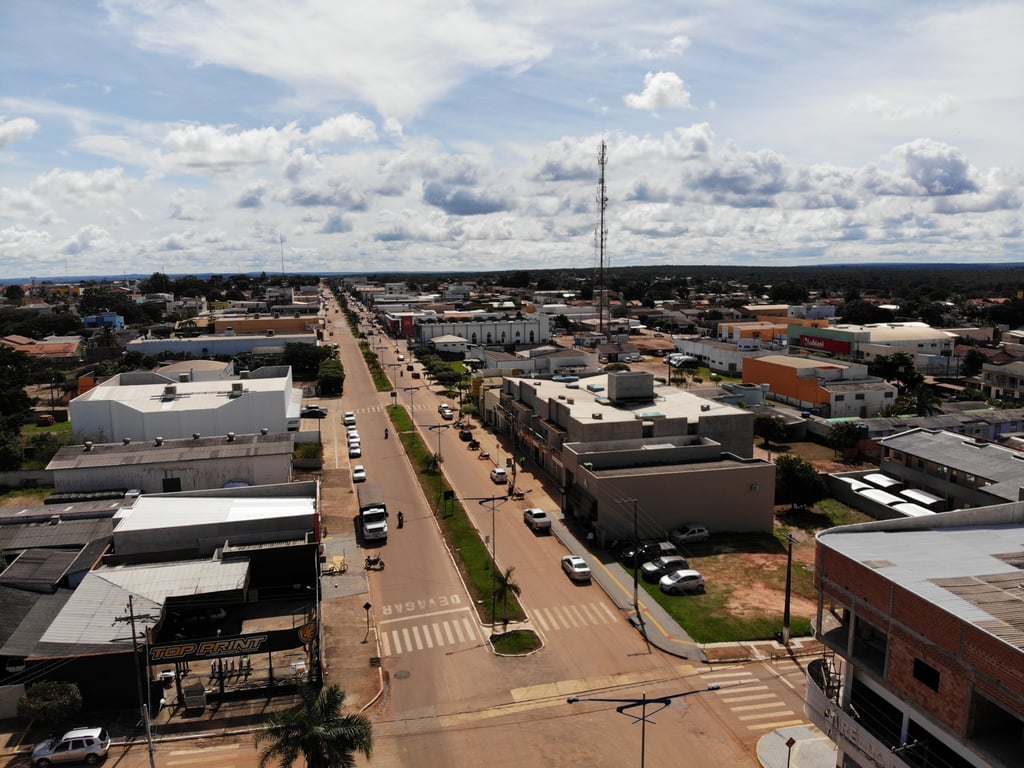 Vista urbana representando Comodoro (MT)