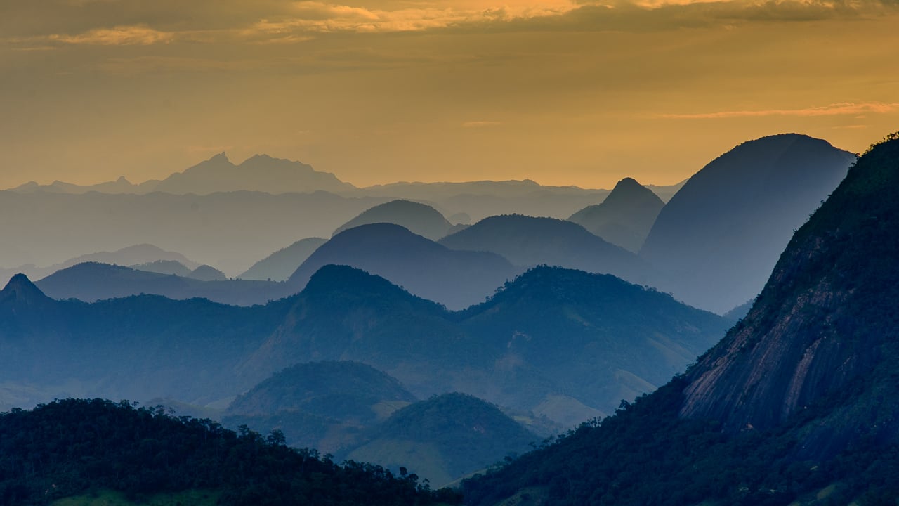 Vista panorâmica da Serra do Forno Grande, em Castelo ES