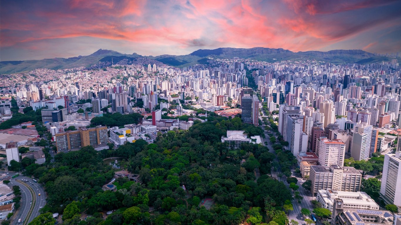 Horizonte de Belo Horizonte ao entardecer