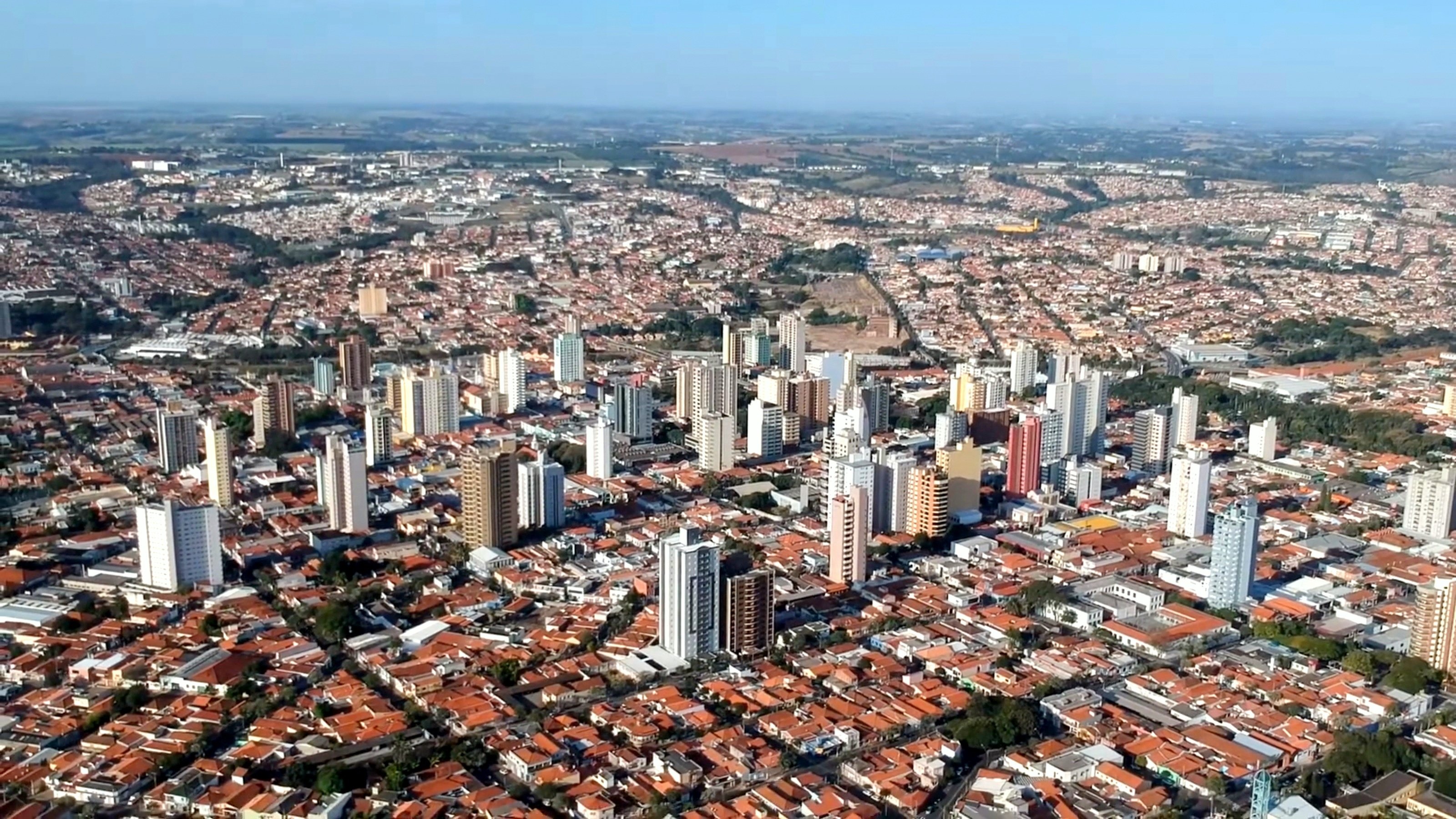 Vista urbana de Limeira, cidade onde fica a FCA/Unicamp