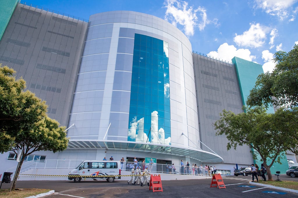 Fachada do Hospital das Clínicas da Faculdade de Medicina de Botucatu