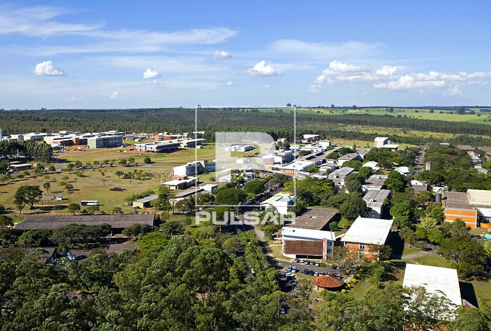 Campus da UFSCar em São Carlos SP, vista panorâmica com áreas verdes e prédios acadêmicos