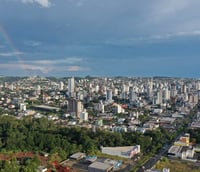 Vista aérea de Chapecó SC, principal polo do Oeste catarinense, com bases do SAMU 192.