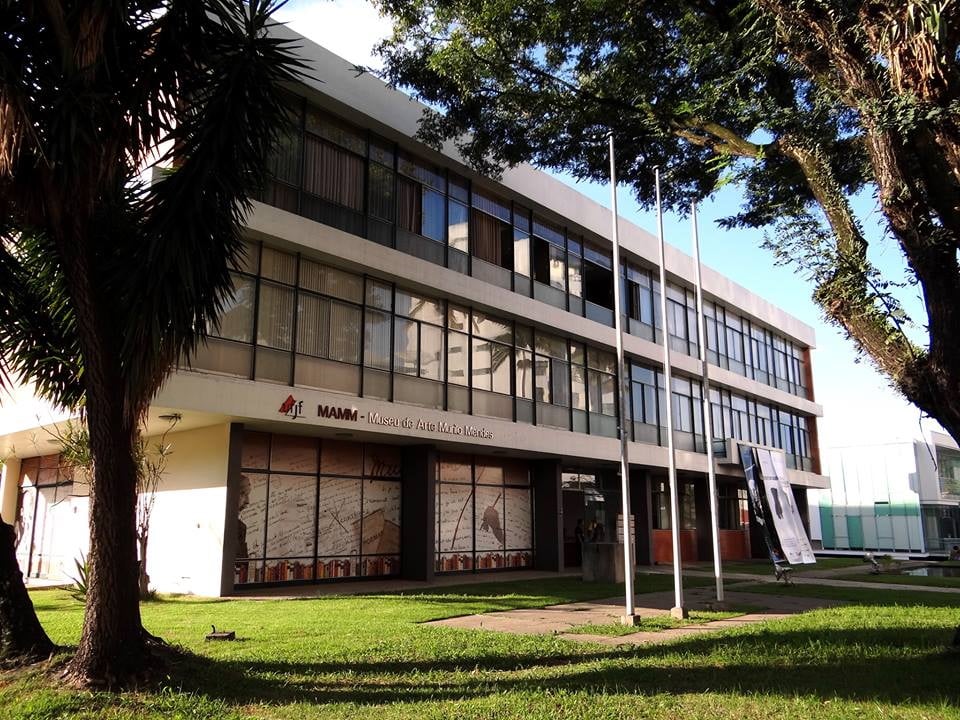 Fachada do Instituto de Artes e Design da UFJF