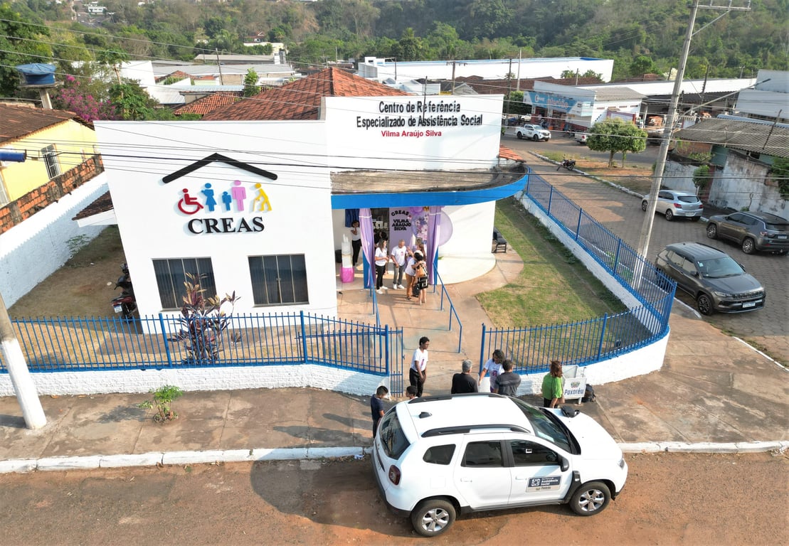 Fachada de prédio público municipal em Poxoréu MT