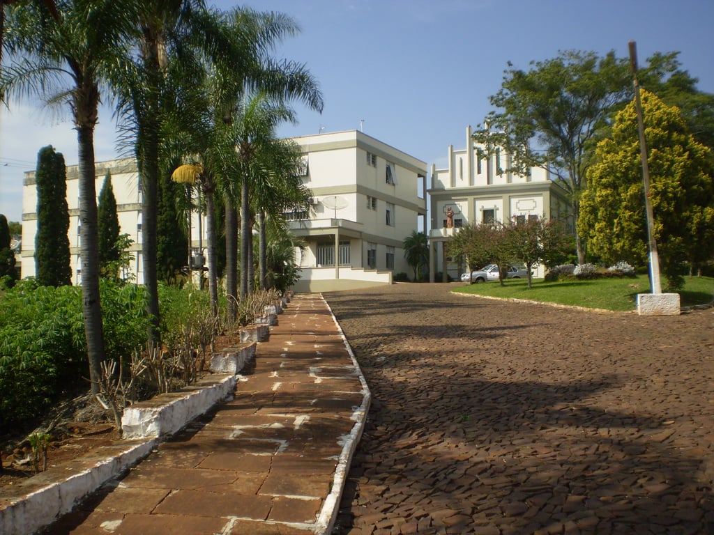 Campus da UFFS em Chapecó SC: prédios acadêmicos e áreas verdes