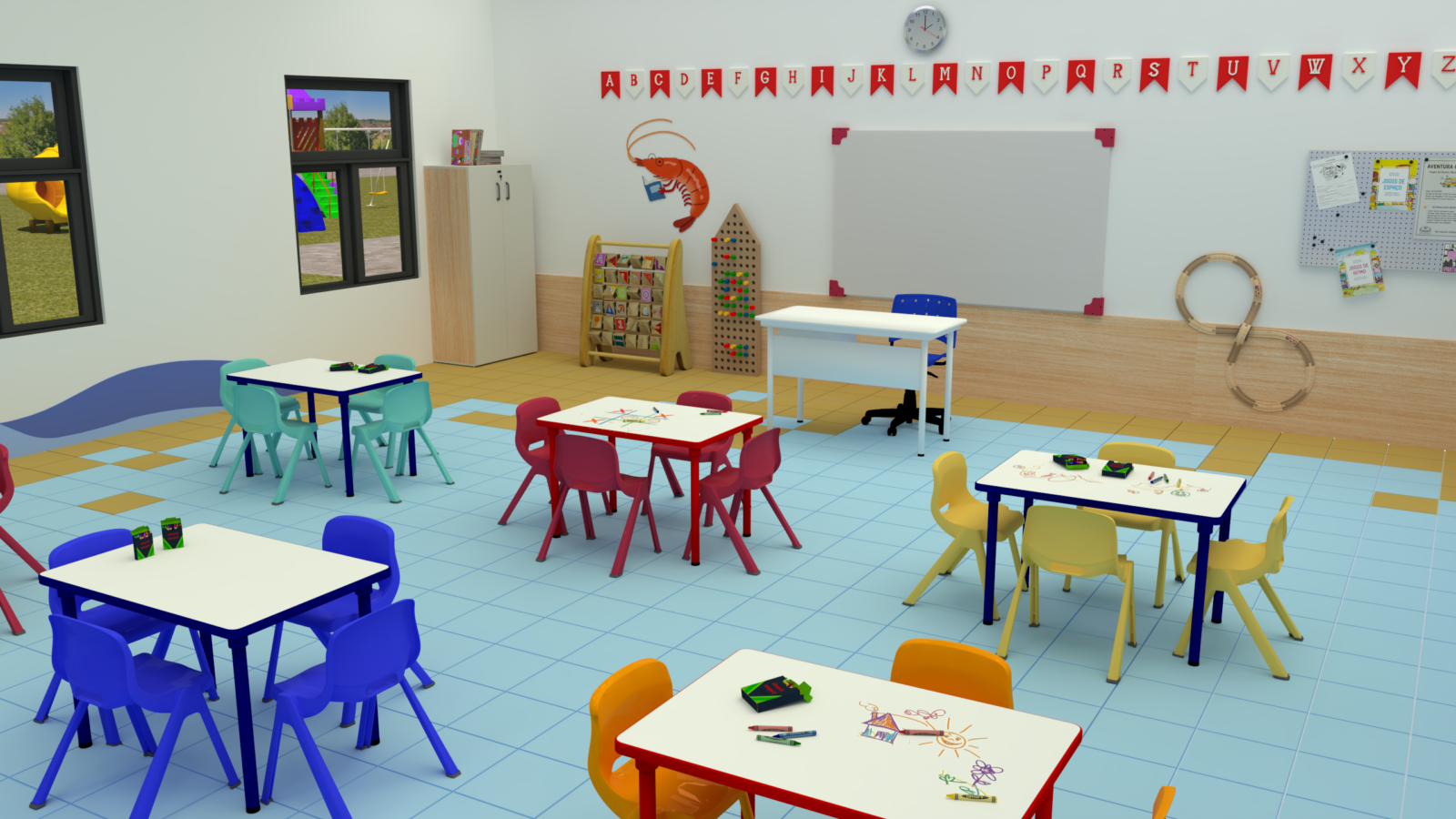 Sala de aula de Educação Infantil com mesas baixas e materiais pedagógicos, sem pessoas na cena
