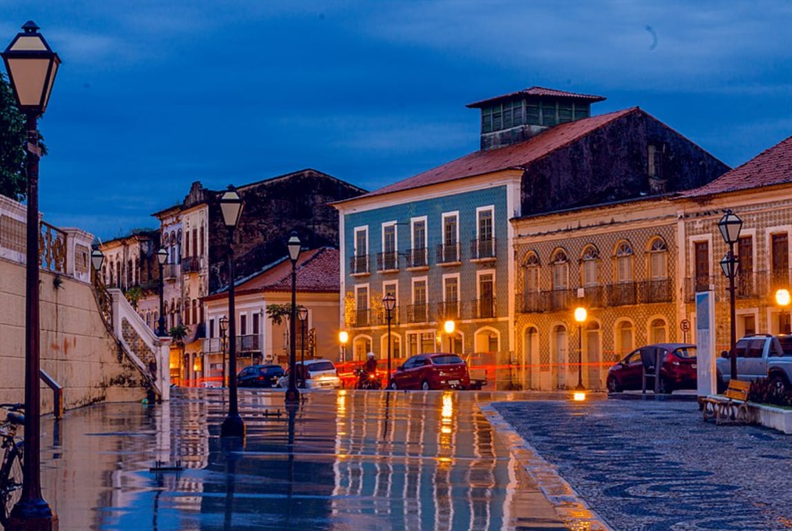 Centro histórico de São Luís do Maranhão ao pôr do sol