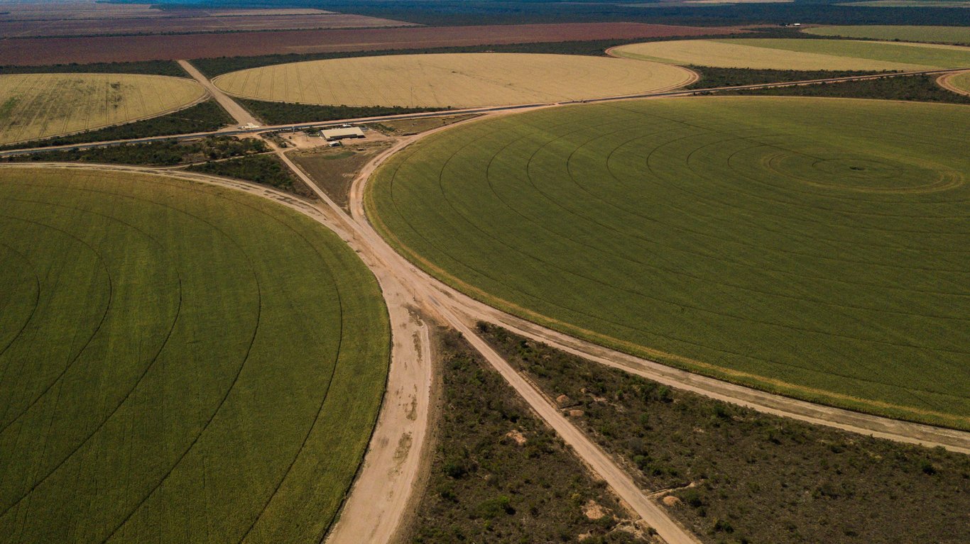 É uma imagem do post com o título Prefeitura de Formosa do Rio Preto BA prorroga concurso com 289 vagas