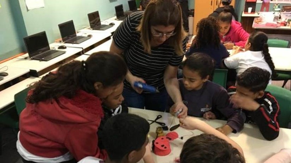 Sala de aula na rede pública brasileira
