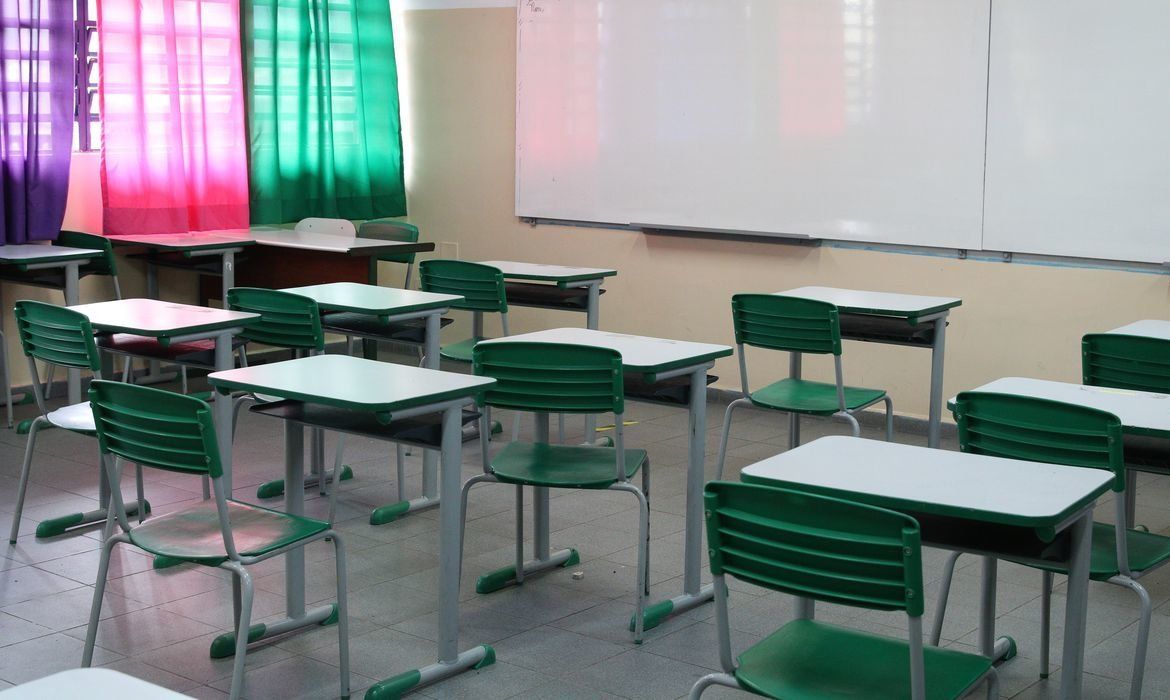 É uma imagem do post com o título Prefeitura de Itapiranga SC abre processo seletivo para cadastro de reserva de professores