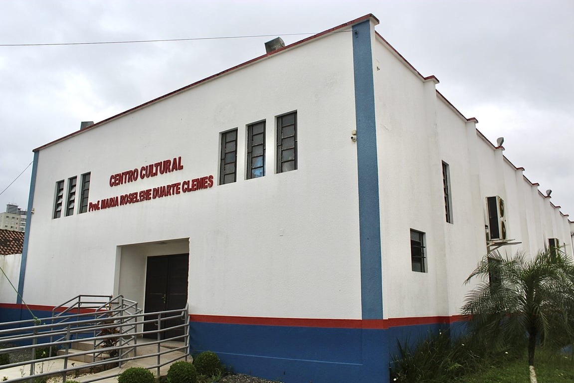Centro Cultural Prof. Maria Roselene Duarte Clemes, em São João Batista SC