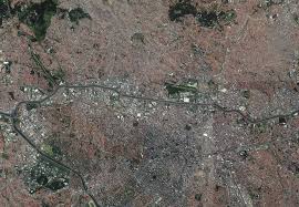 Vista panorâmica da região de Anhembi com o rio Tietê ao centro