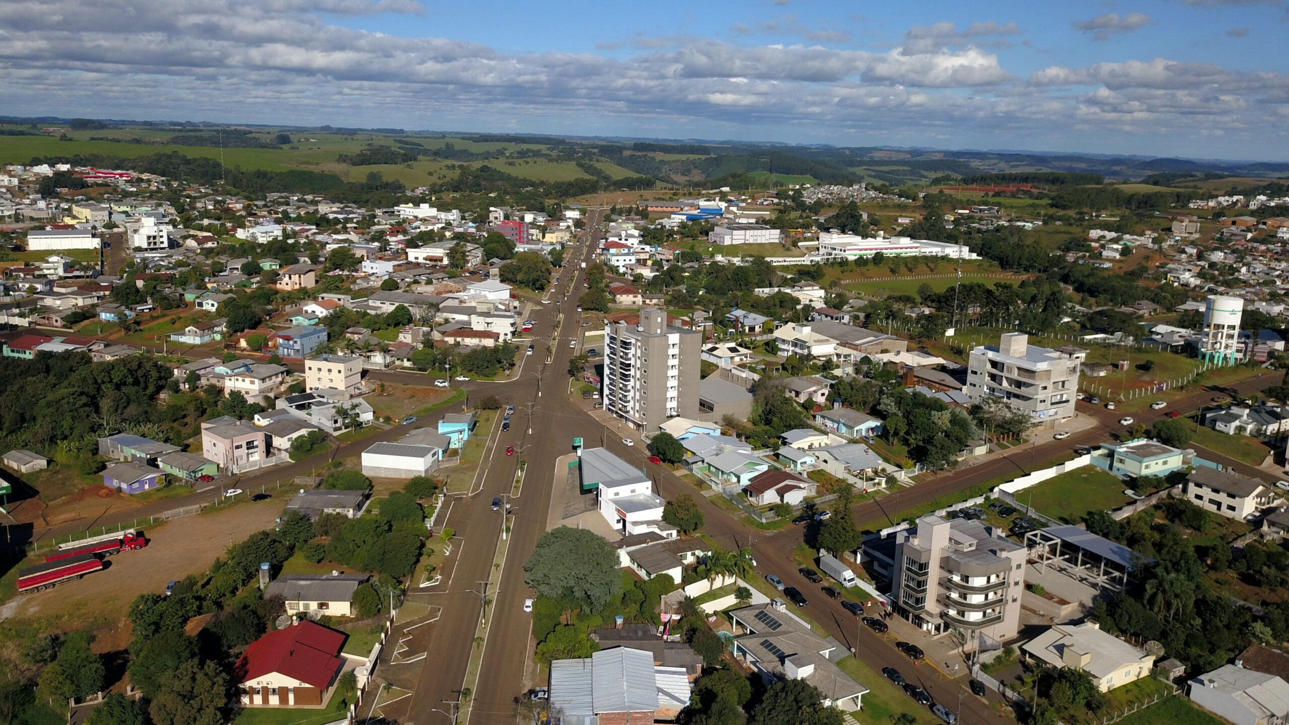 Vista aérea do centro urbano de Dionísio Cerqueira SC