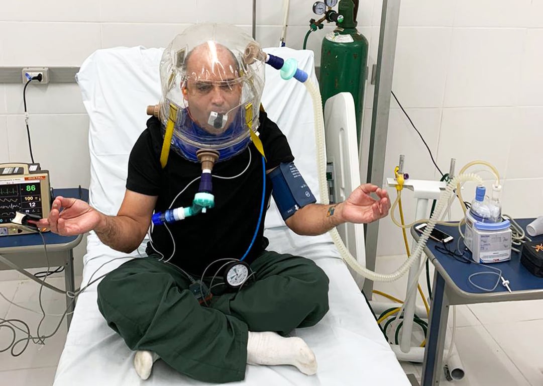 Profissional de saúde em ambiente hospitalar