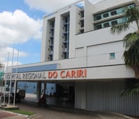 Fachada do Hospital Regional do Cariri (HRC), em Juazeiro do Norte.