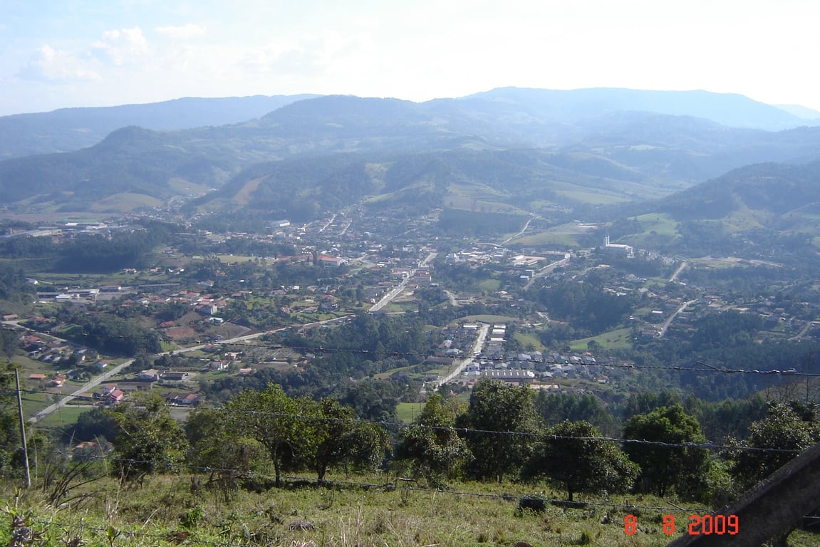 Vista aérea de Salete, no Alto Vale do Itajaí