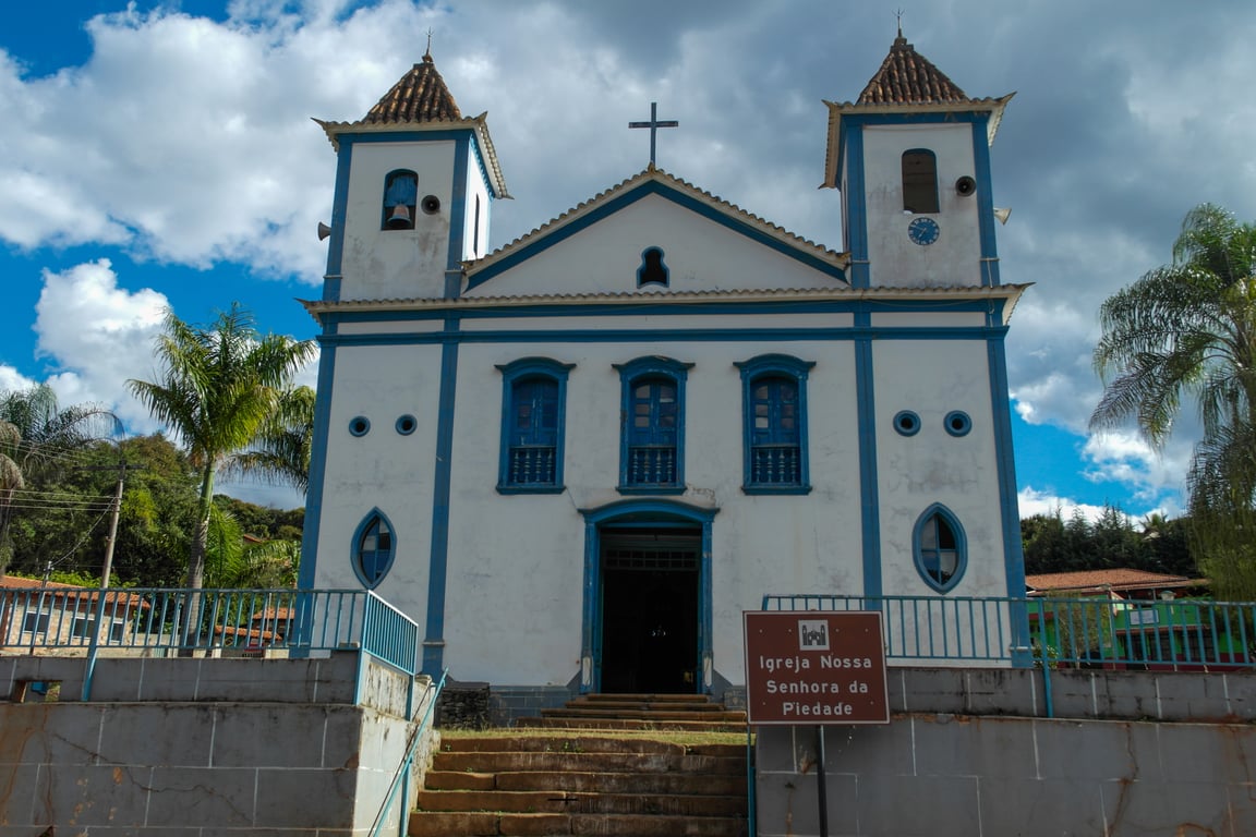 Centro histórico e arquitetura colonial no interior de Minas