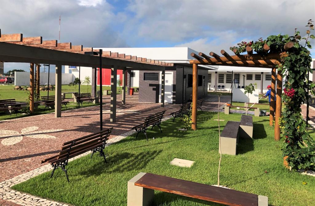 Área externa do HUL-UFS