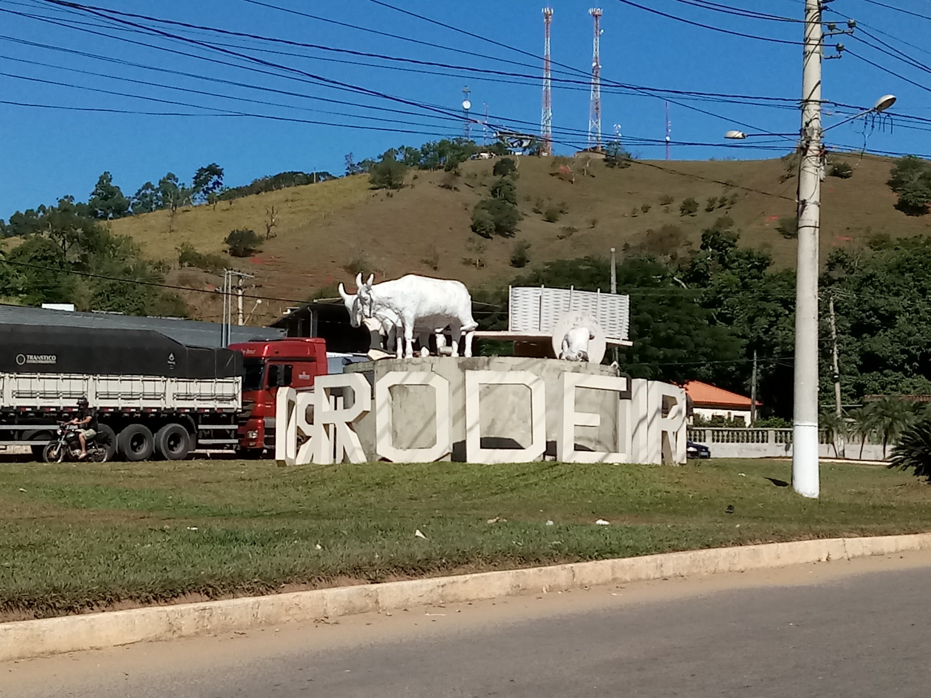 Praça central de Rodeiro MG, Zona da Mata