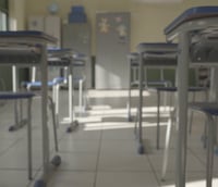 Sala de aula do ensino fundamental organizada e iluminada em Glorinha RS