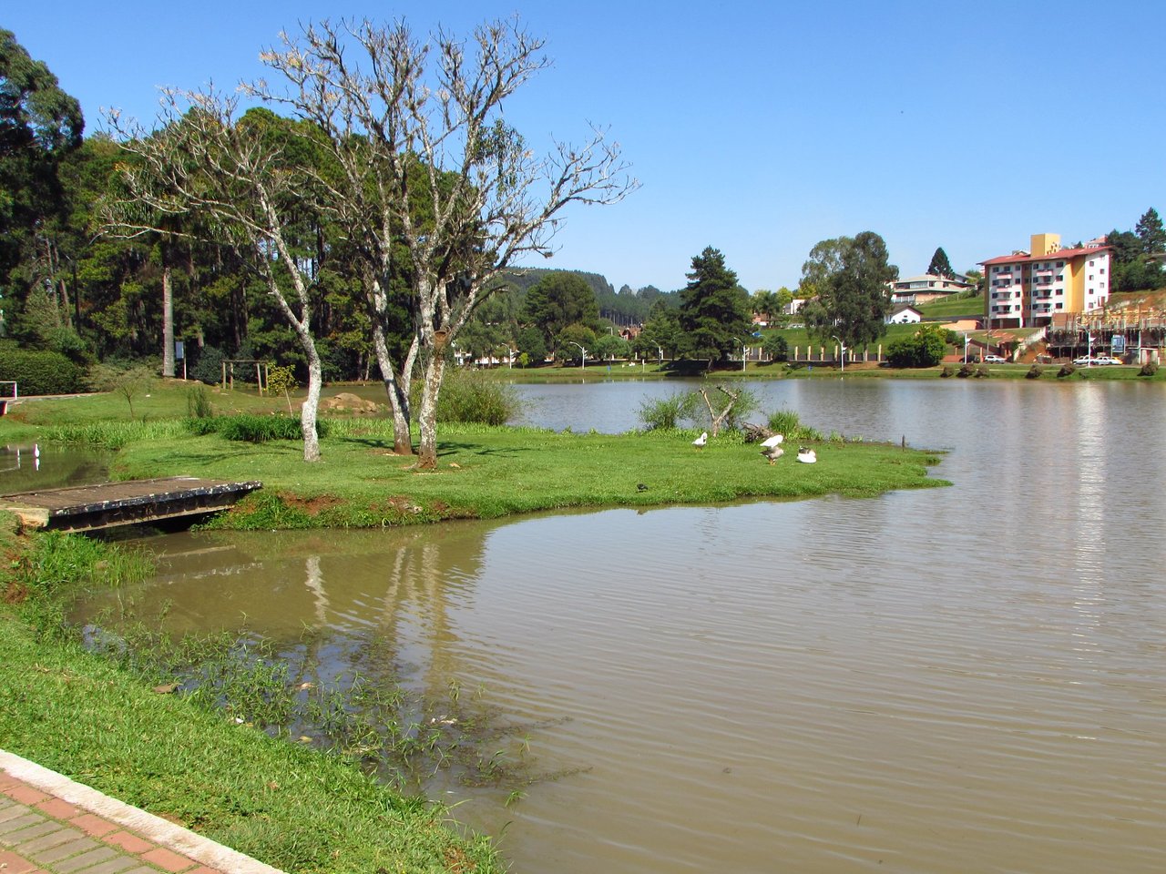 Lago e áreas verdes de Fraiburgo SC