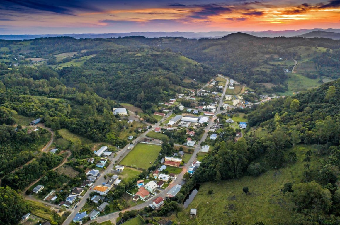 Vista aérea de Coqueiro Baixo, no Vale do Taquari