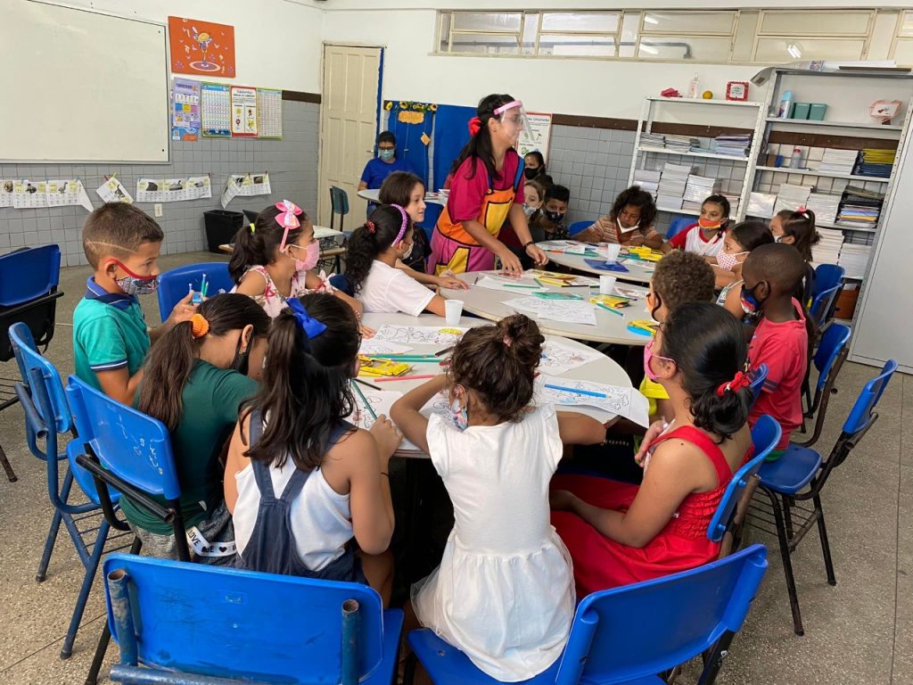 Sala de aula com prática inclusiva