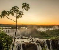 Cataratas do Iguaçu ao pôr do sol