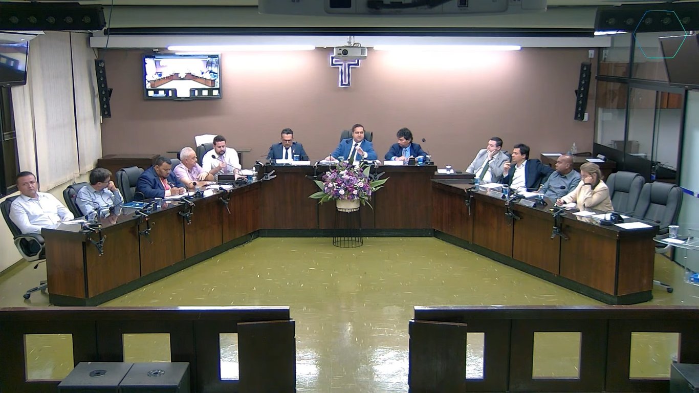 É uma imagem do post com o título Concurso Instituto de Previdência de Caraguatatuba SP abre 7 vagas