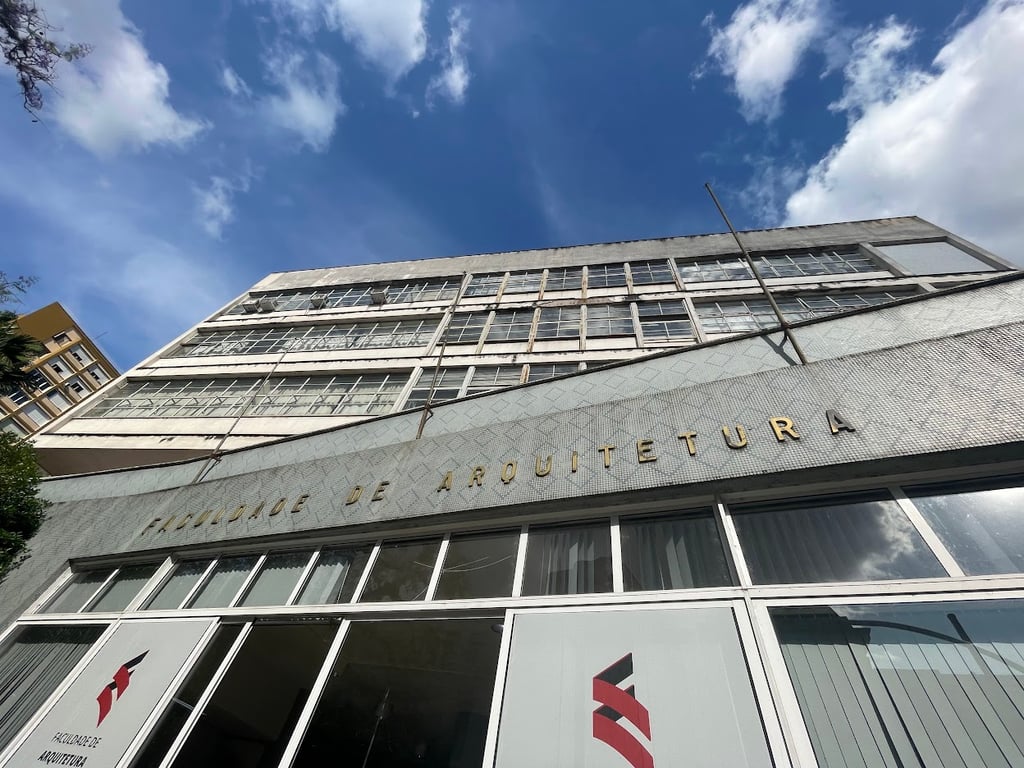 Ambiente acadêmico em instituição de ensino