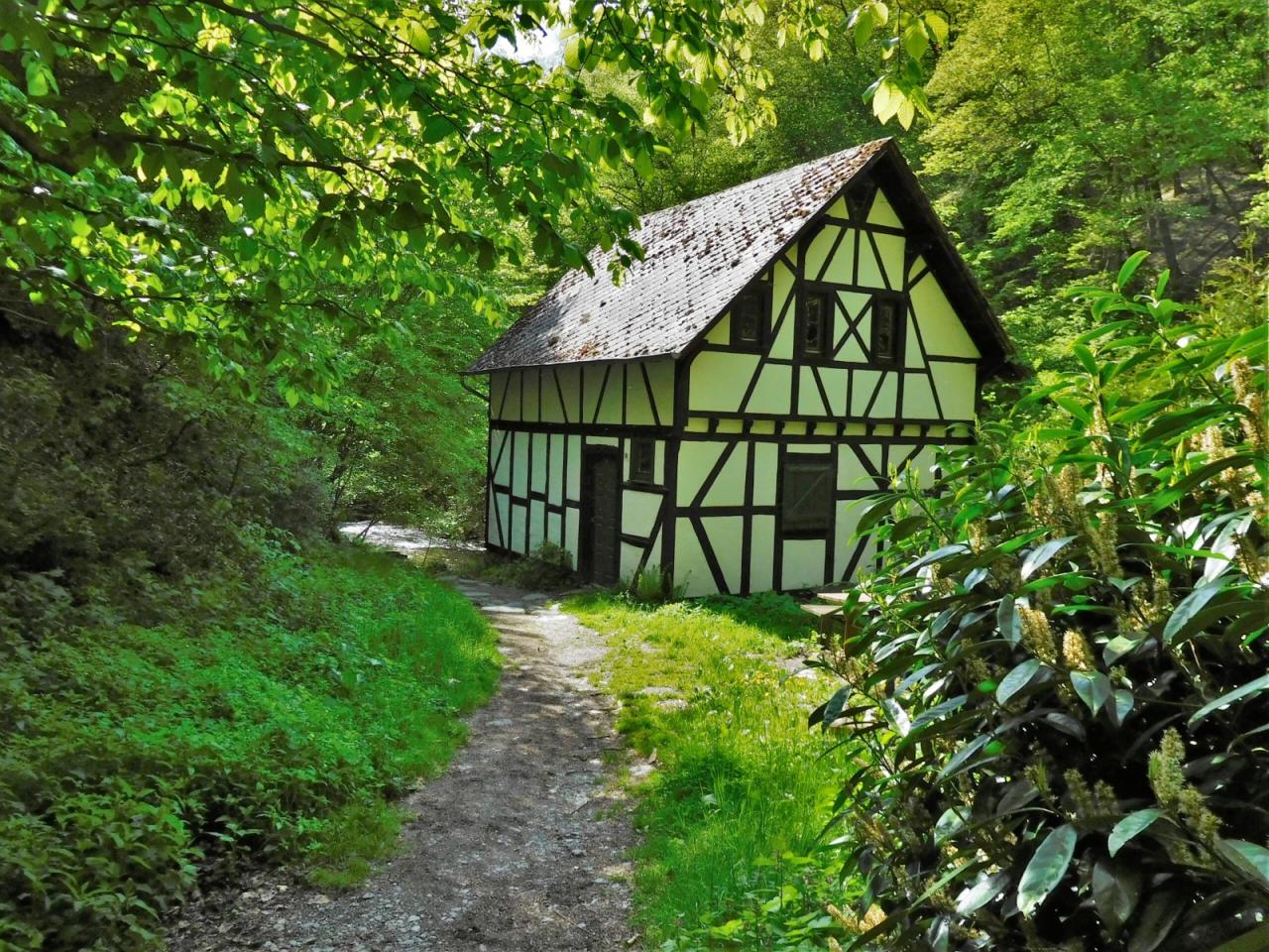 Casa com arquitetura germânica na Rota Romântica, RS