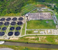 Foto aérea de uma estação de tratamento de água, ilustrativa, crédito Instituto Trata Brasil.