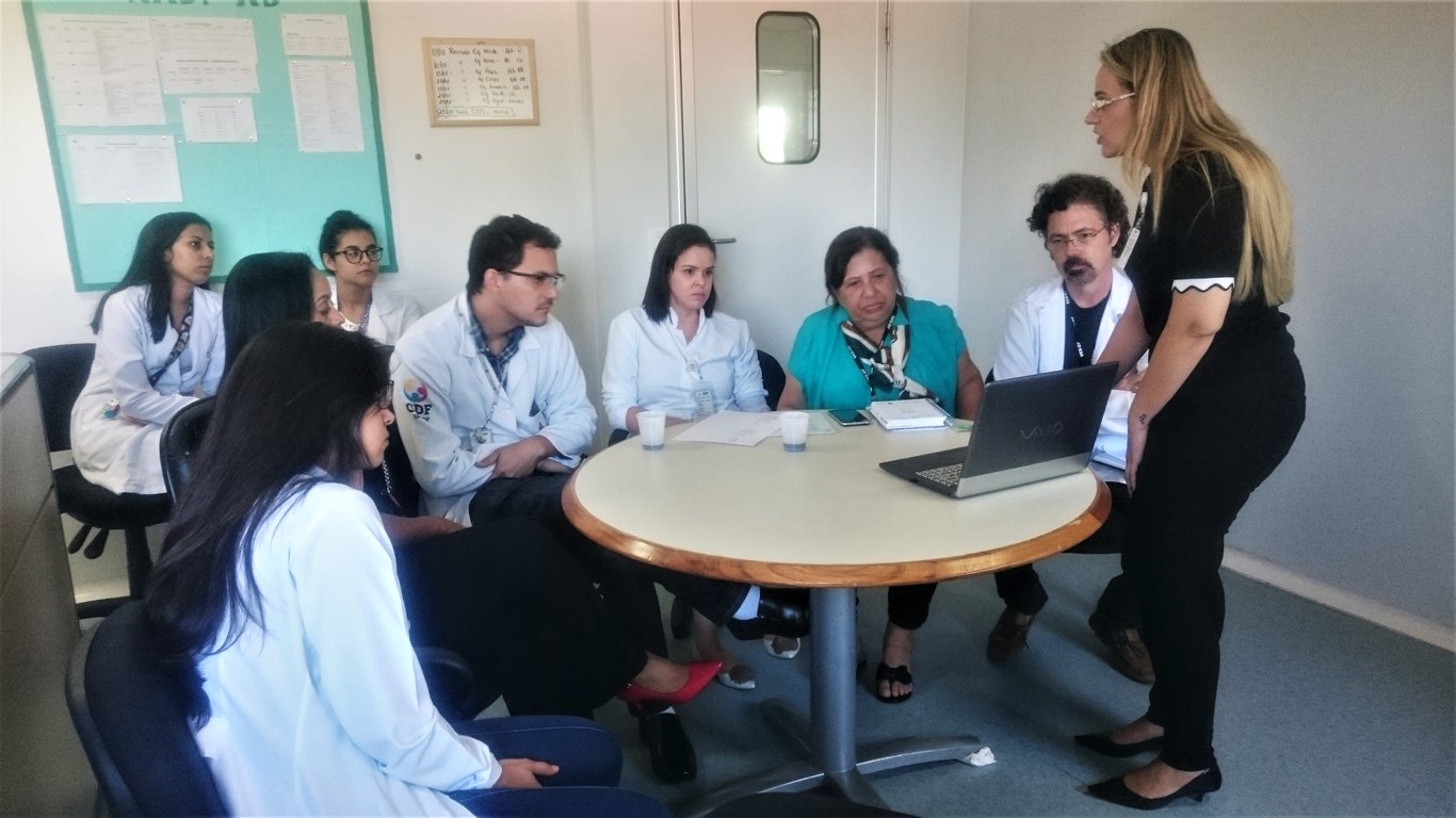 Equipe de enfermagem em Unidade Básica de Saúde