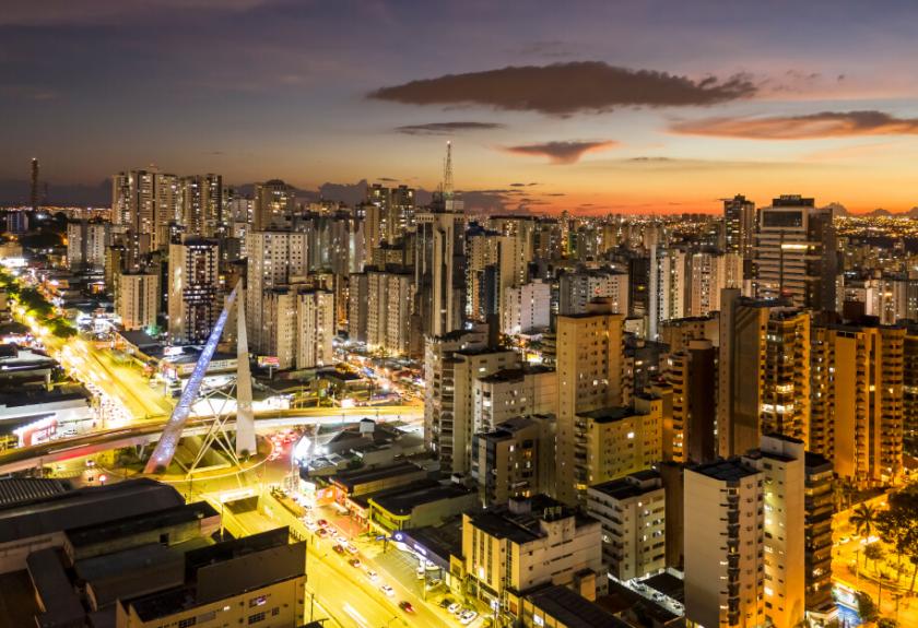 Skyline de Goiânia ao entardecer