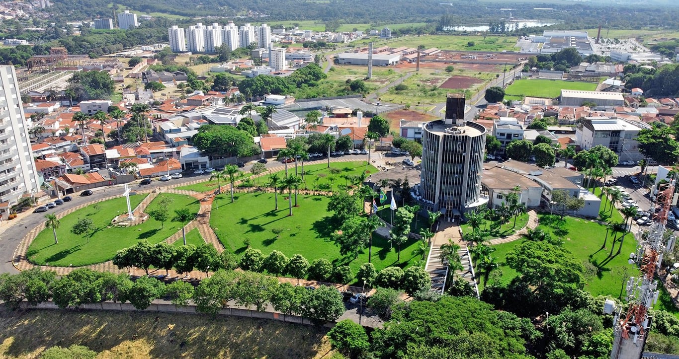 Vista urbana de Mogi Guaçu SP, cidade que abriga o AME
