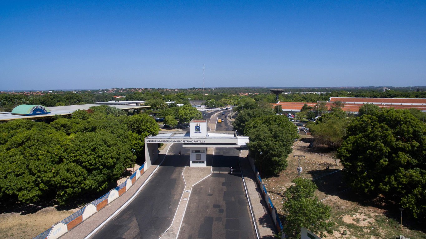 Entrada do Campus Ministro Petrônio Portella, UFPI