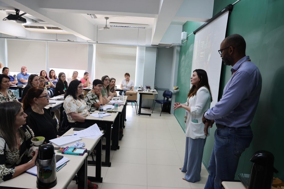 Sala de aula em escola pública no RS
