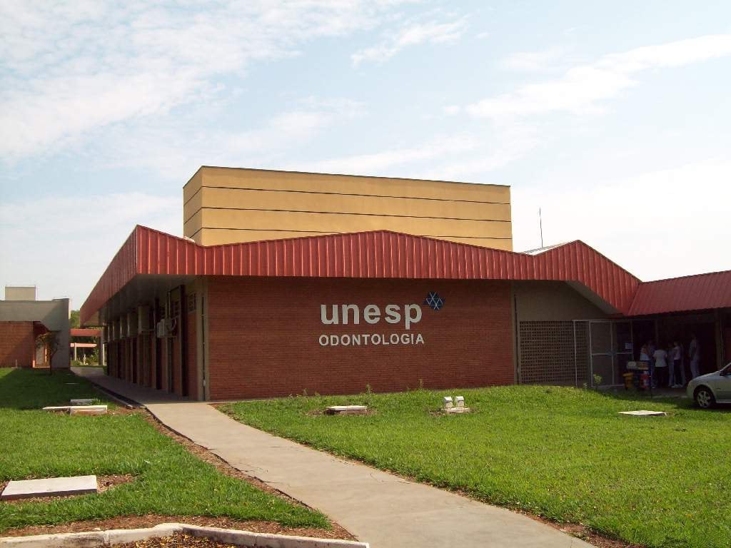 Fachada da Unesp em Araçatuba