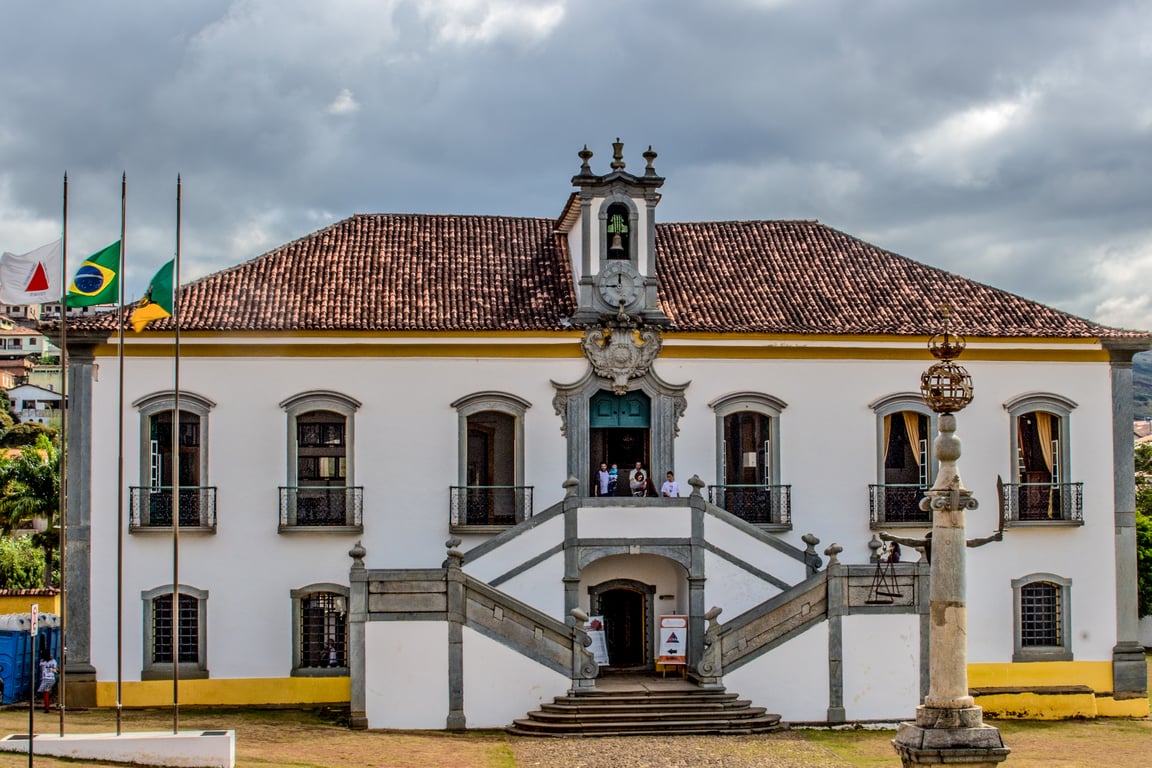 Fachada de câmara municipal no Brasil