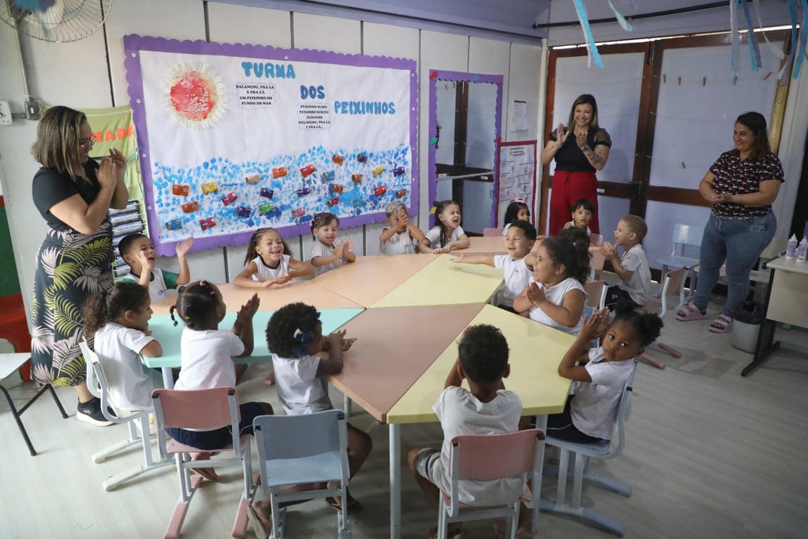 Sala de aula na rede pública brasileira