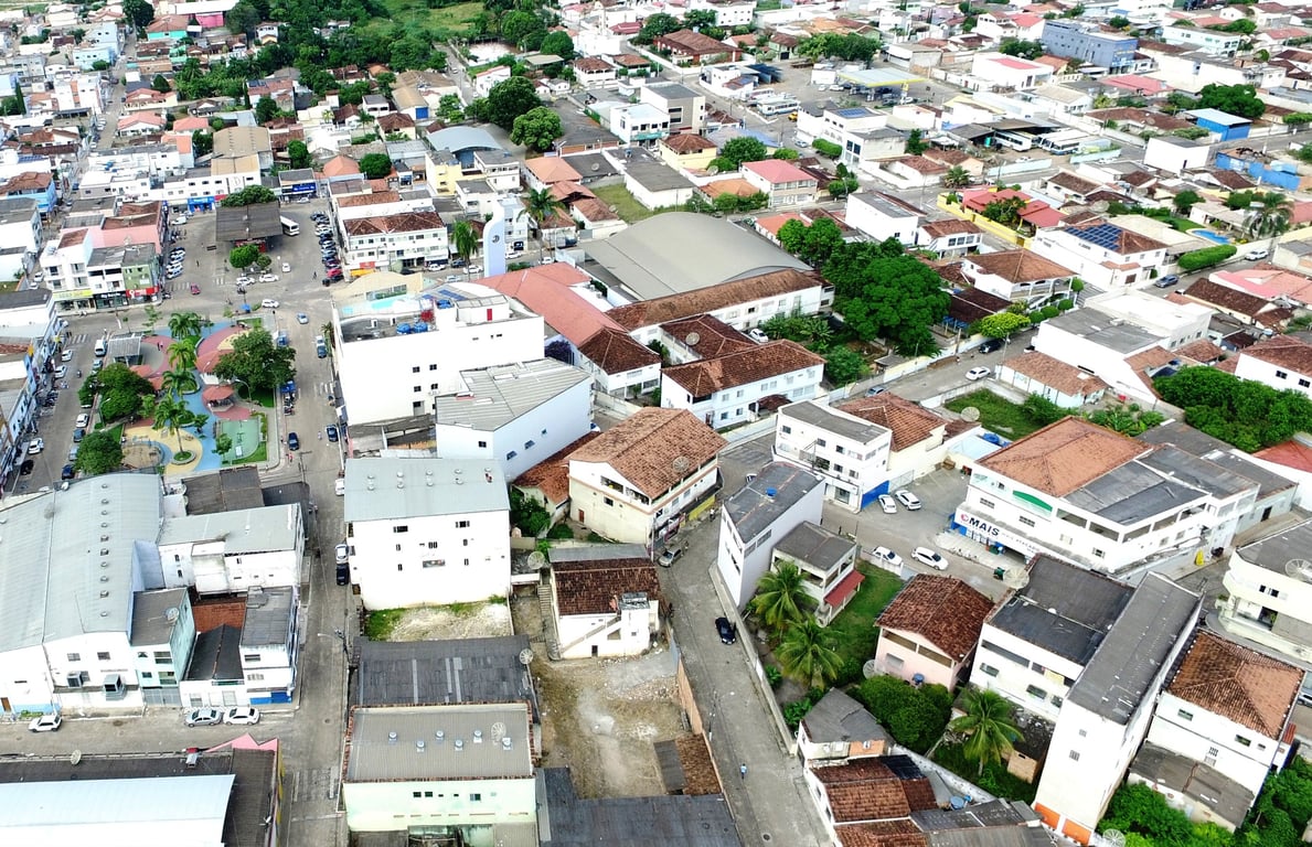 Vista aérea do centro de Pinheiros ES