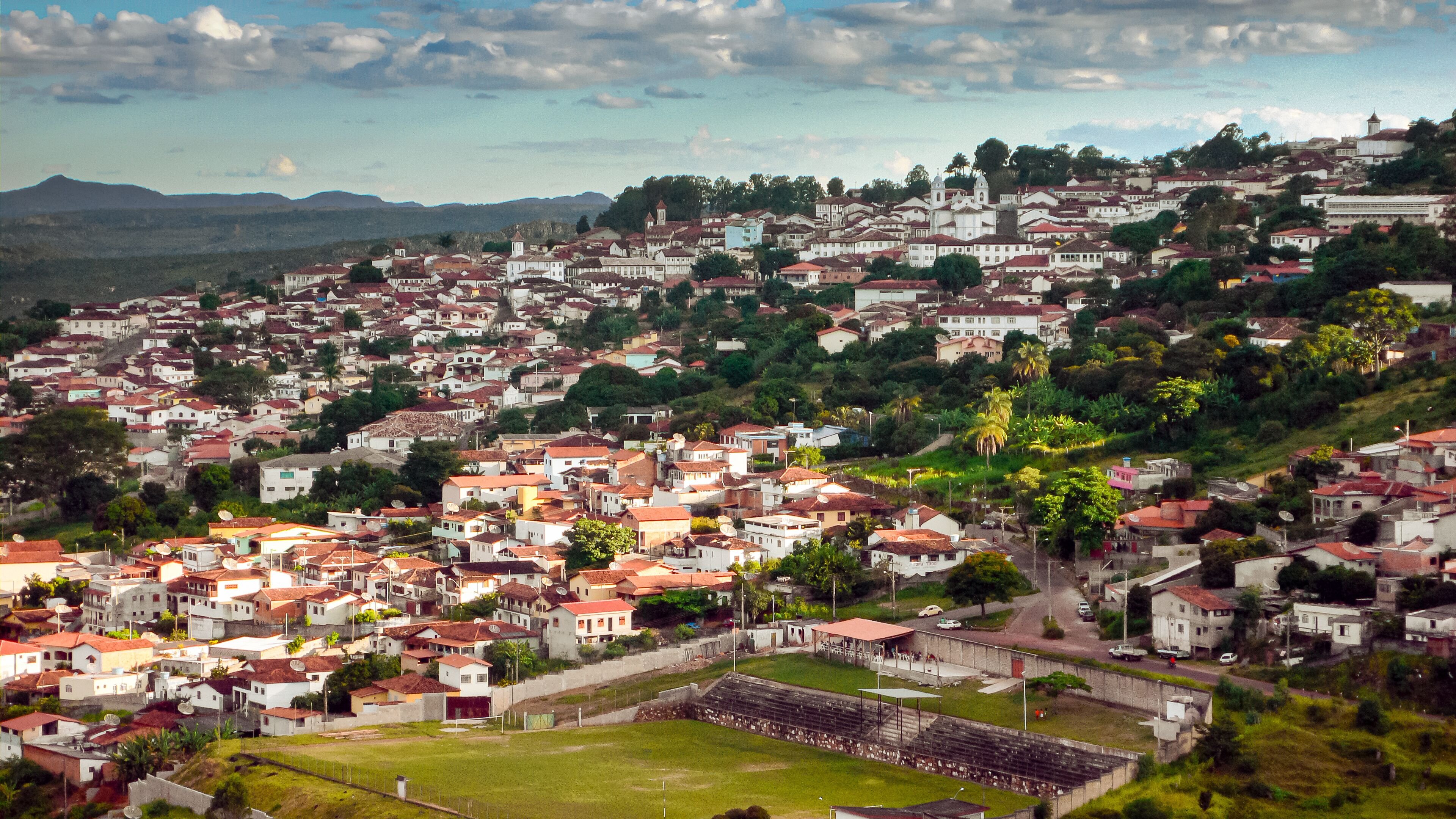 É uma imagem do post com o título CIDASG MG publica retificação do concurso com 7 vagas imediatas