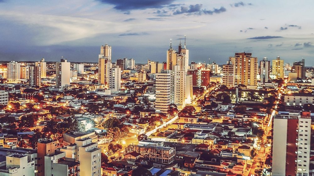 Vista noturna de Presidente Prudente, SP