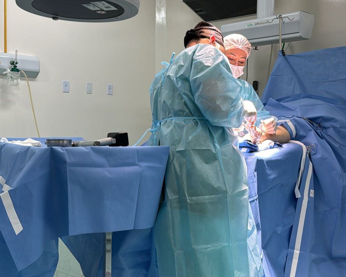 Profissionais de saúde em ambiente hospitalar em Santa Catarina (imagem ilustrativa)