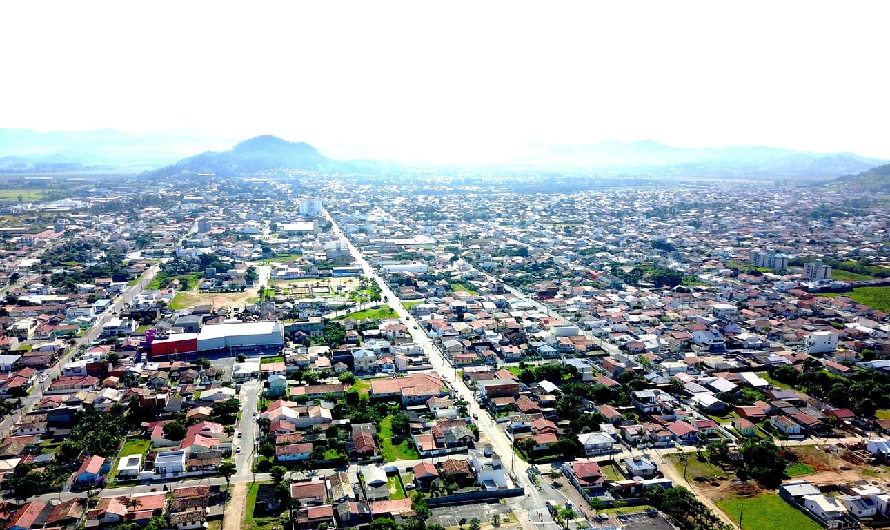 Vista aérea de Capivari de Baixo, no Sul de Santa Catarina