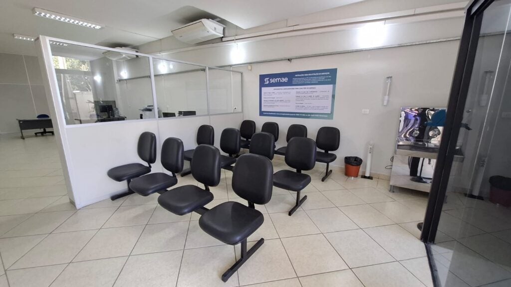 Ambiente de atendimento administrativo (imagem ilustrativa)