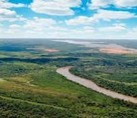 Vista aérea de Marabá, com a confluência dos rios Tocantins e Itacaiúnas.