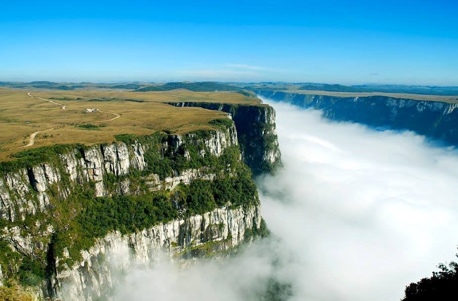 Campos de Cima da Serra, paisagem típica de altitude no entorno de São José dos Ausentes RS