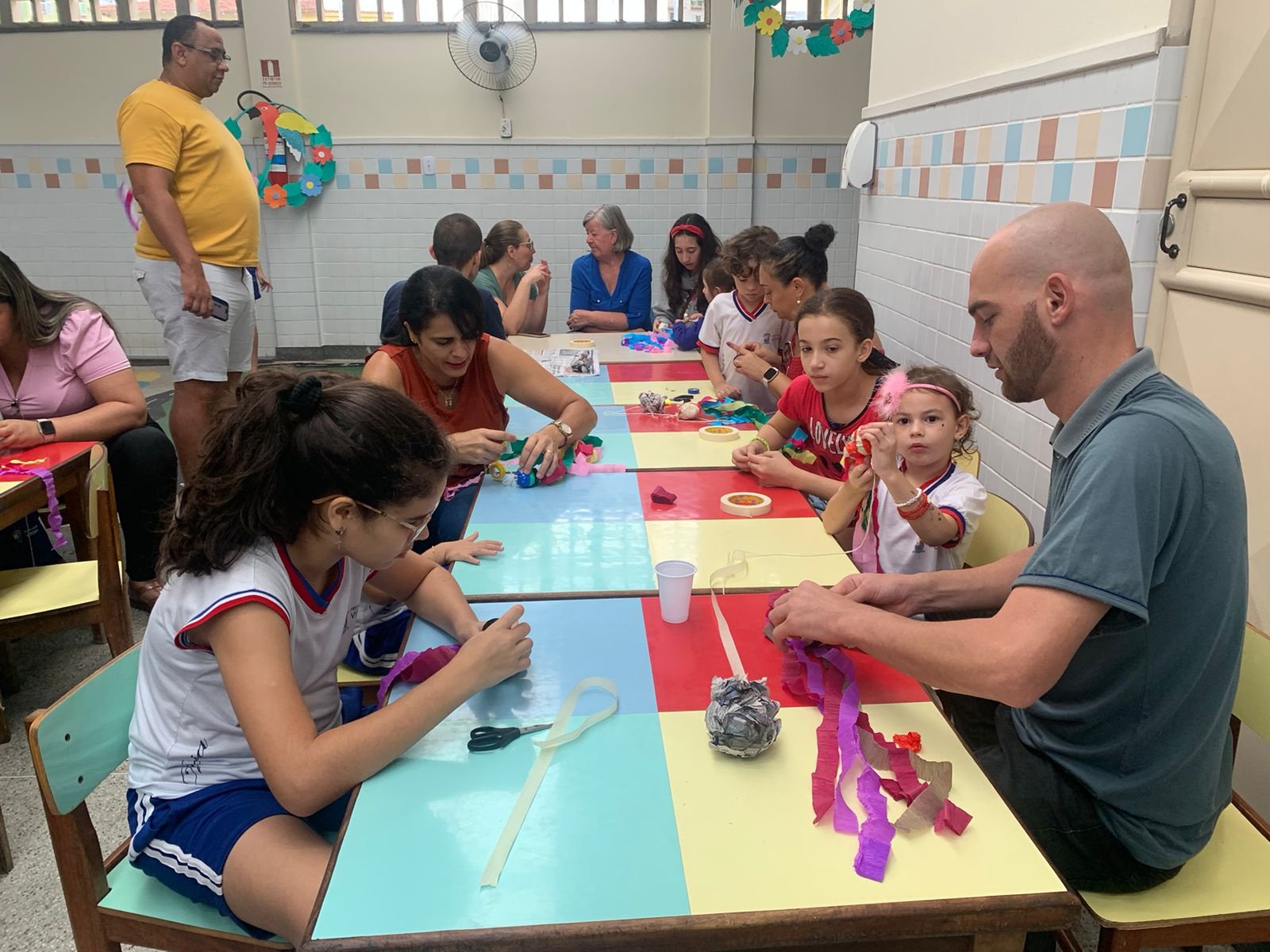 Atividade comunitária em espaço público